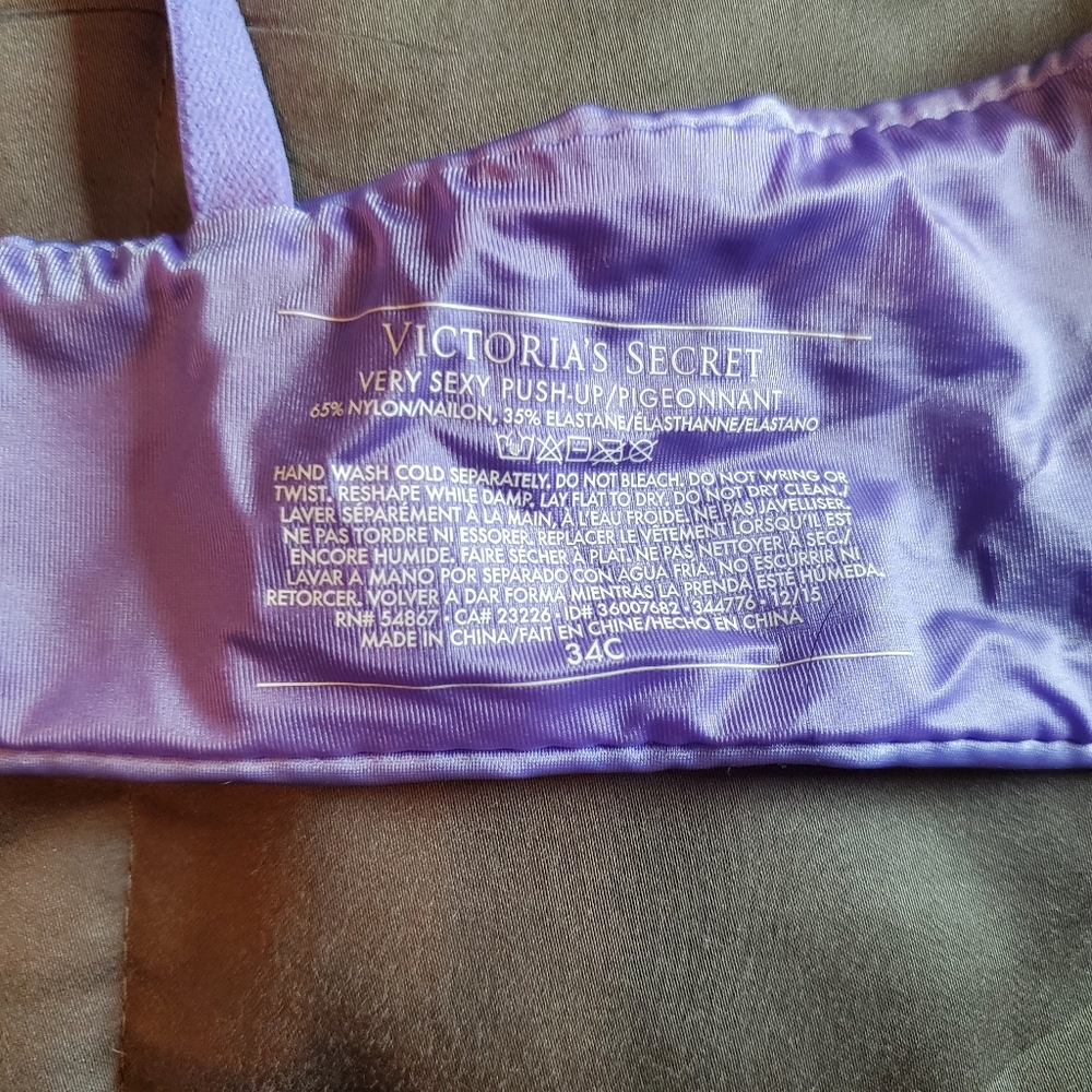Bra - Picture 2 of 3